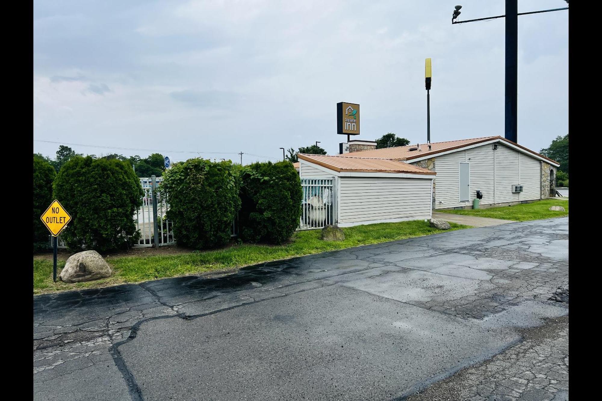 Cozy Garden Inn By Oyo Hwy 40 Richmond Exterior foto